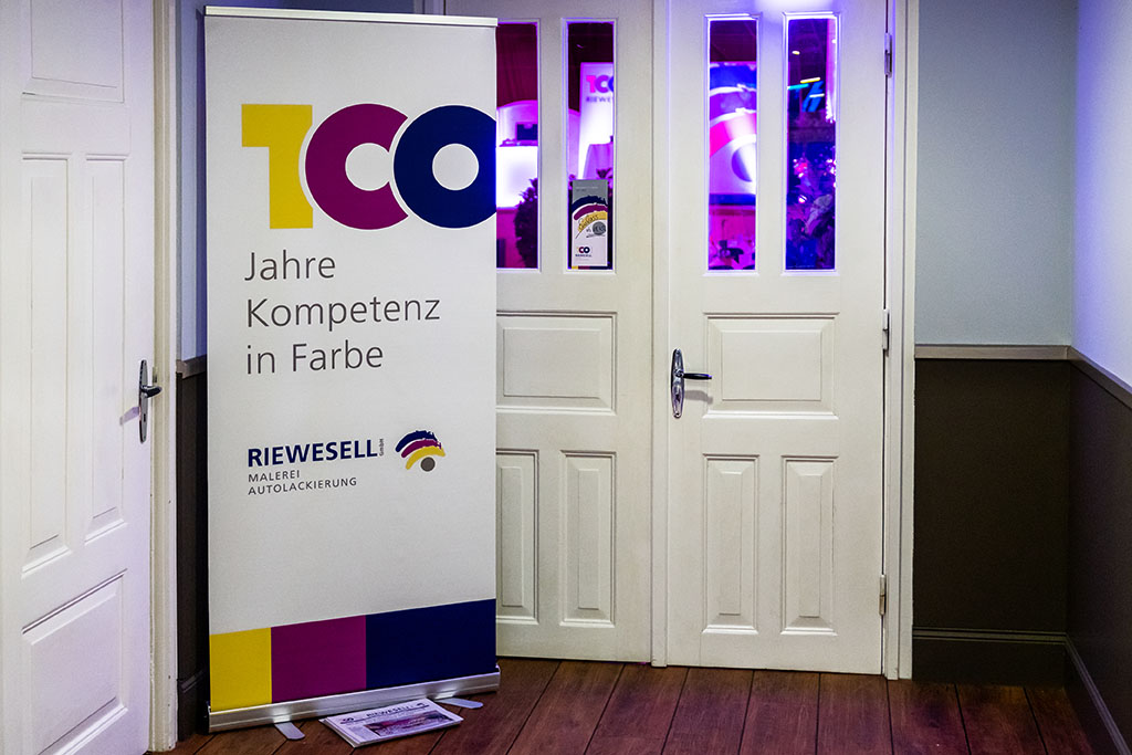 100 JAHRE RIEWESELL MALEREI